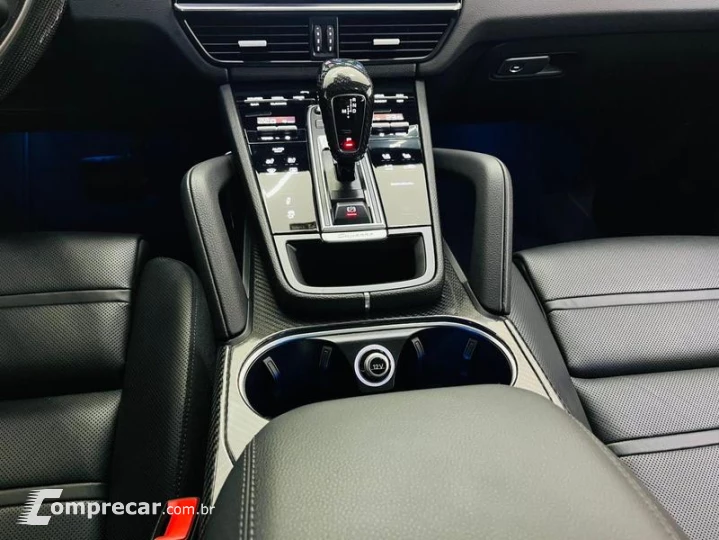 CAYENNE CP PHE