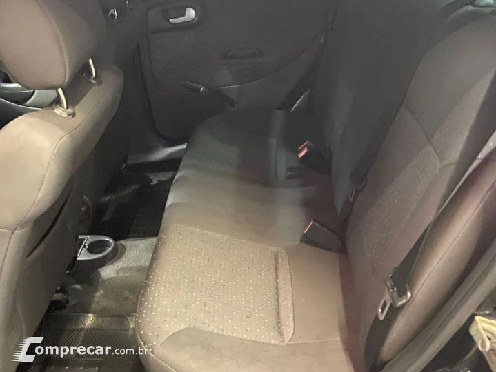 Corsa 1.4 Mpfi Premium Sedan 8V Flex 4P Manual
