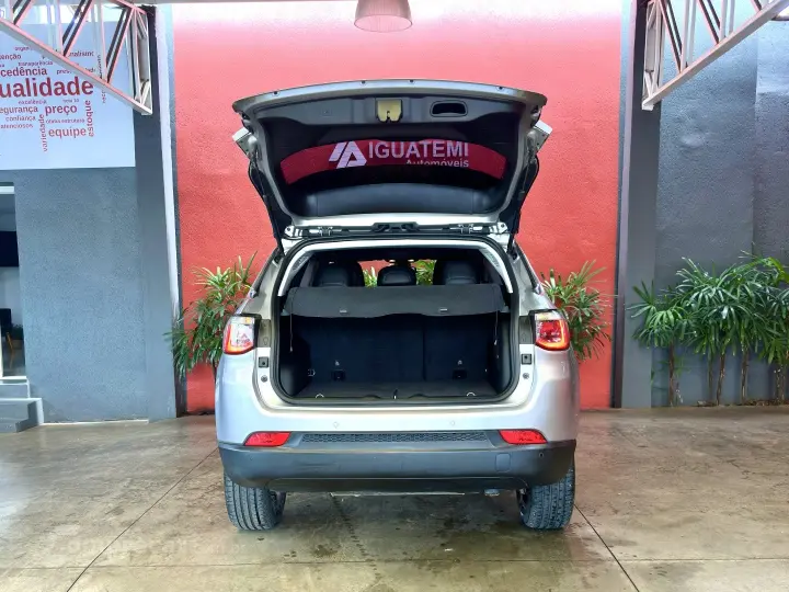 COMPASS 2.0 16V FLEX LONGITUDE AUTOMÁTICO