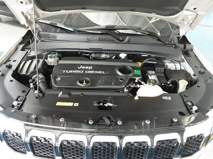 COMMANDER 2.0 TD380 TURBO DIESEL OVERLAND AT9