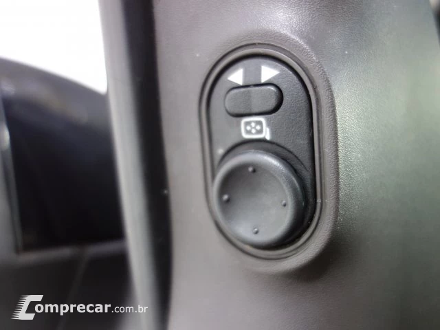 SPIN - 1.8 ADVANTAGE 8V 4P AUTOMÁTICO