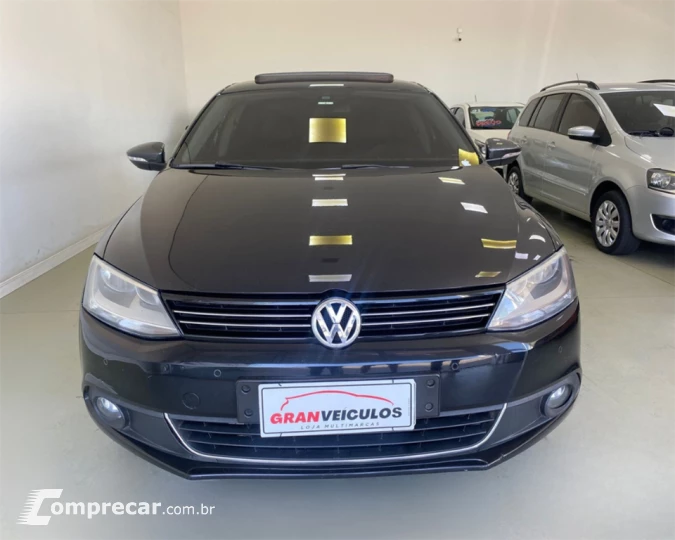 JETTA 2.0 TSI HIGHLINE 200CV GASOLINA 4P TIPTRONIC