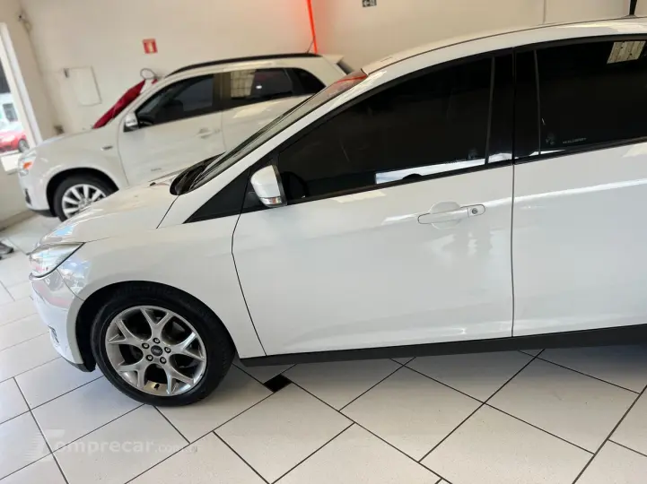 FORD FOCUS 2.0 SE PLUS 16V