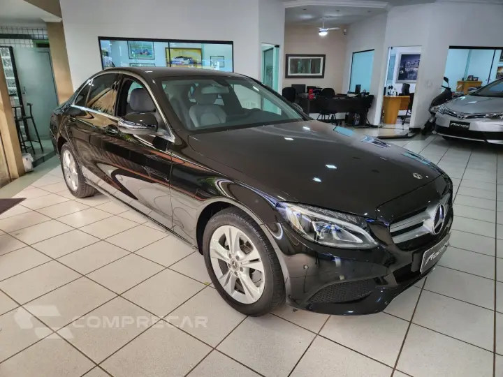 C 180 1.6 16V 4P CGI AVANTGARDE TURBO AUTOMÁTICO