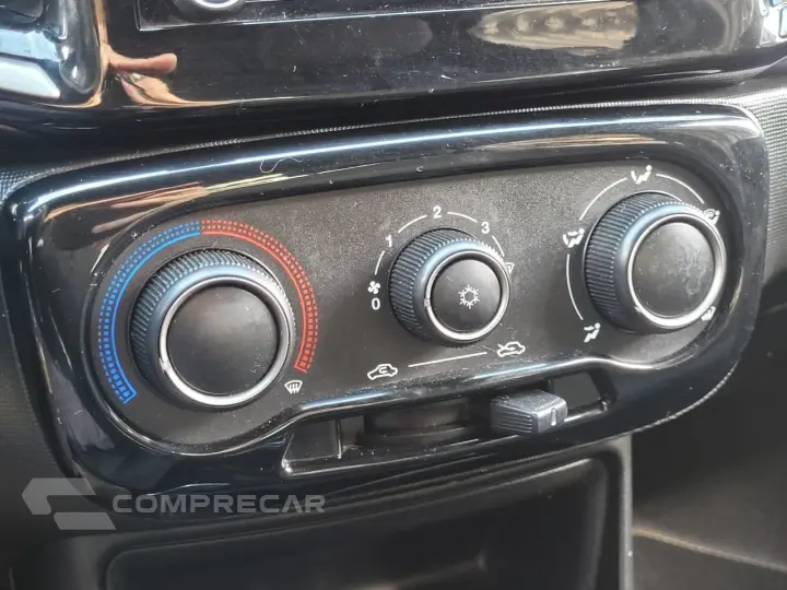 Strada Volcano 1.3 Flex 8V CD