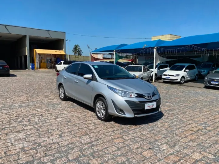 YARIS 1.5 16V Sedan XL Multidrive