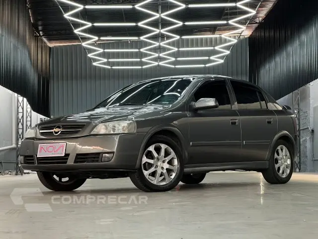 ASTRA HATCH - 2.0 MPFI ADVANTAGE 8V 4P MANUAL