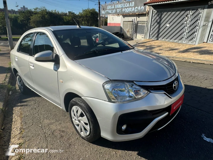 ETIOS 1.5 XS Sedan 16V