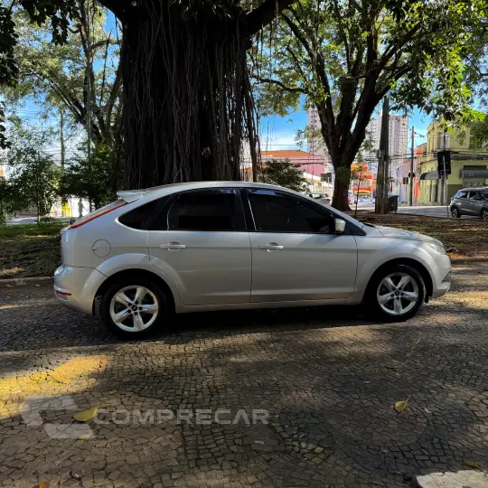 FOCUS 1.6 SE Hatch 16V