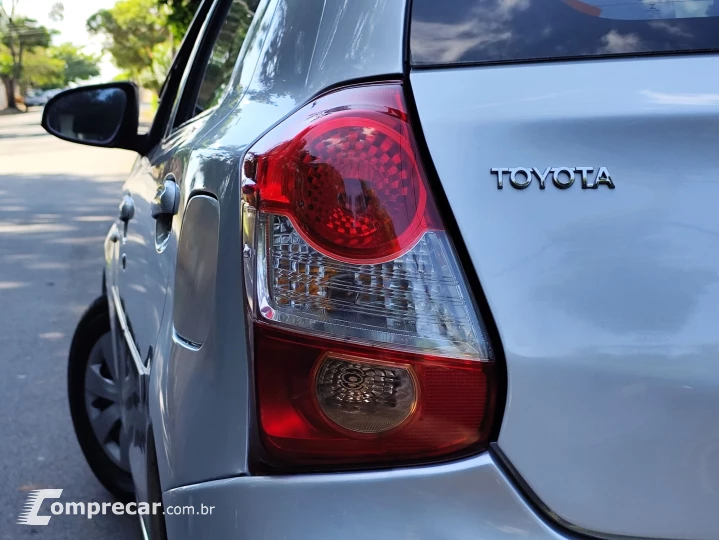 ETIOS 1.5 XS 16V FLEX 4P MANUAL
