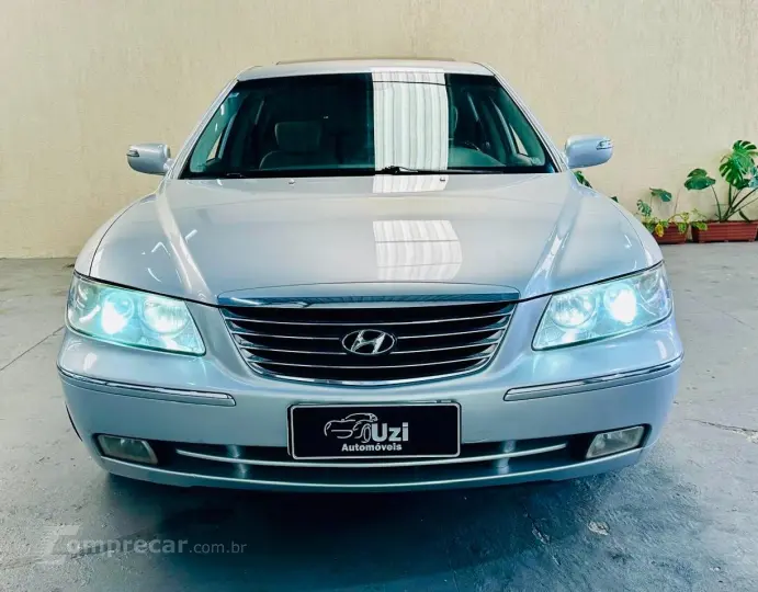AZERA 3.3 MPFI GLS Sedan V6 24V