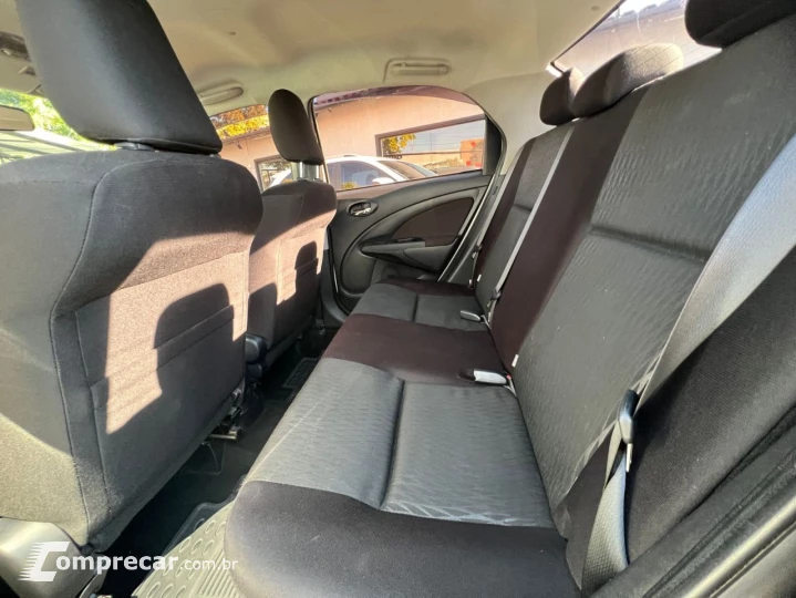 Etios Sedan 1.5 16V 4P FLEX X PLUS AUTOMÁTICO