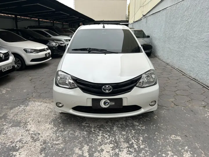 ETIOS 1.5 XS 16V FLEX 4P MANUAL