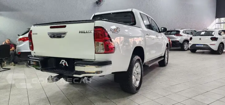 Hilux CD SR 4x4 2.8 TDI Diesel Aut.