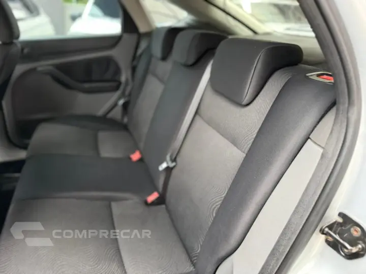 FOCUS 1.6 GLX 8V FLEX 4P MANUAL