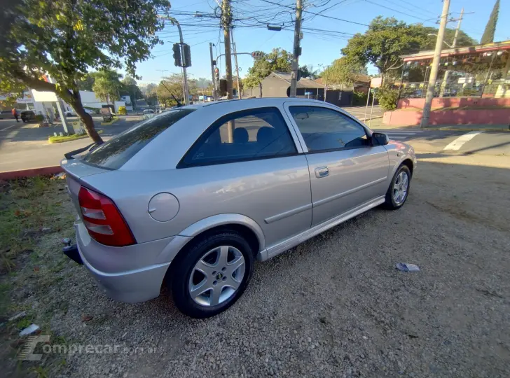 ASTRA 2.0 MPFI Sunny 8V