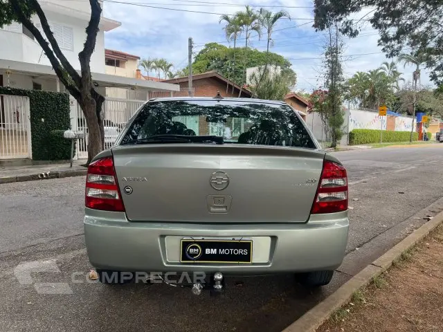 ASTRA HATCH - 2.0 MPFI ADVANTAGE 8V 2P MANUAL