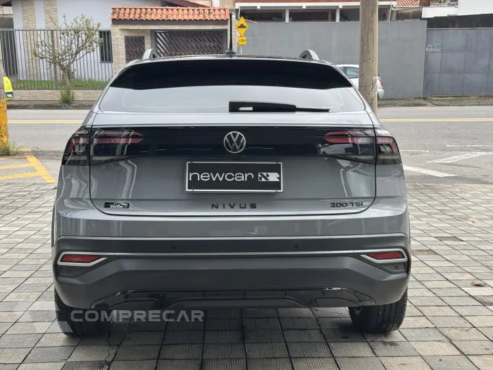 Nivus Highline 1.0 200 TSI Flex Aut.