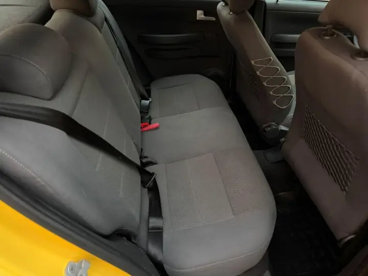 Crossfox 1.6 MI FLEX 8V 4P MANUAL