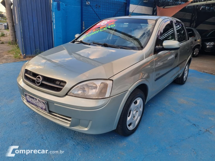 CORSA 1.8 MPFI Maxx Sedan 8V