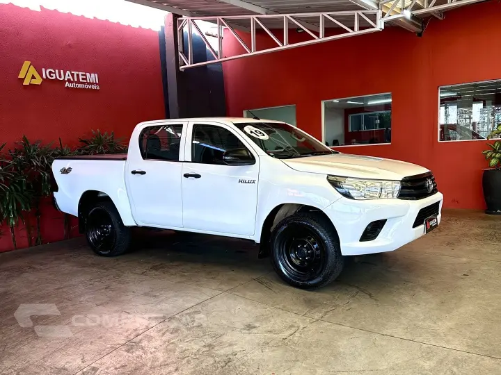 HILUX 2.8 STD 4X4 CD 16V DIESEL 4P MANUAL
