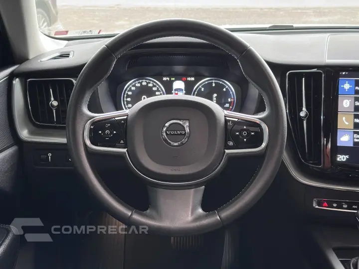 XC60 2.0 D5 DIESEL MOMENTUM AWD GEARTRONIC