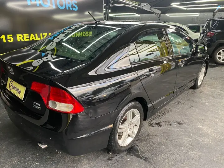 Civic 1.8 16V 4P EXS AUTOMÁTICO