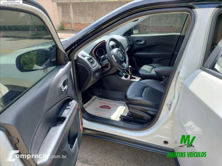COMPASS 2.0 16V DIESEL TRAILHAWK 4X4 AUTOMÁTICO