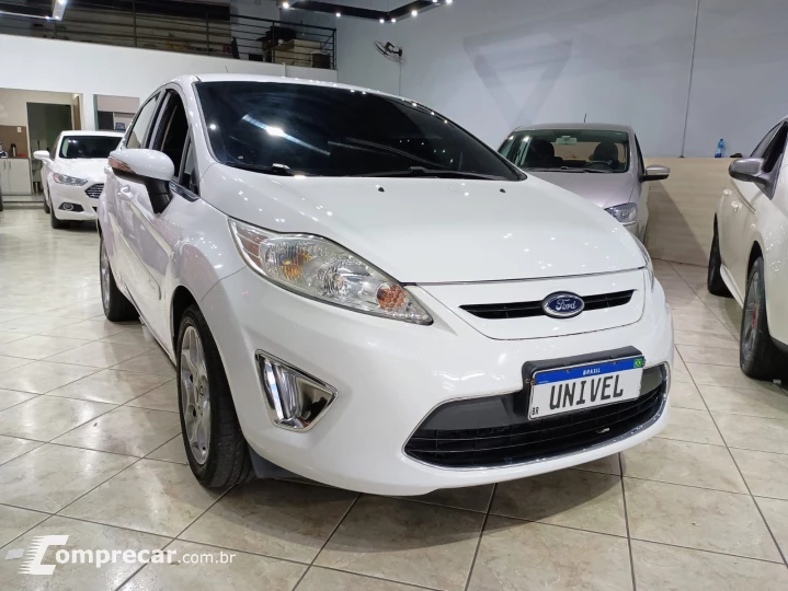 FIESTA 1.6 SE Plus Hatch 16V