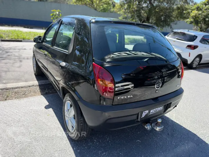 CELTA 1.0 MPFI Life 8V