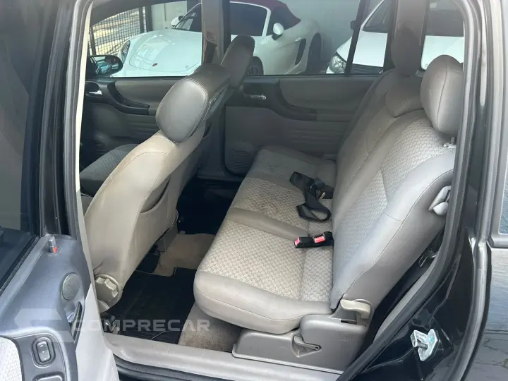 ZAFIRA 2.0 MPFI EXPRESSION 8V FLEX 4P AUTOMÁTICO