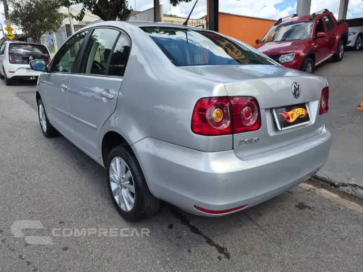 POLO SEDAN 1.6 8V