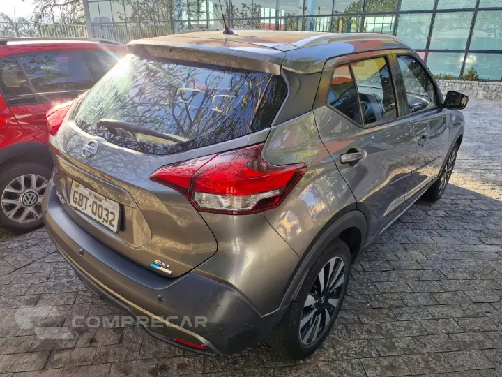 Kicks SV 1.6