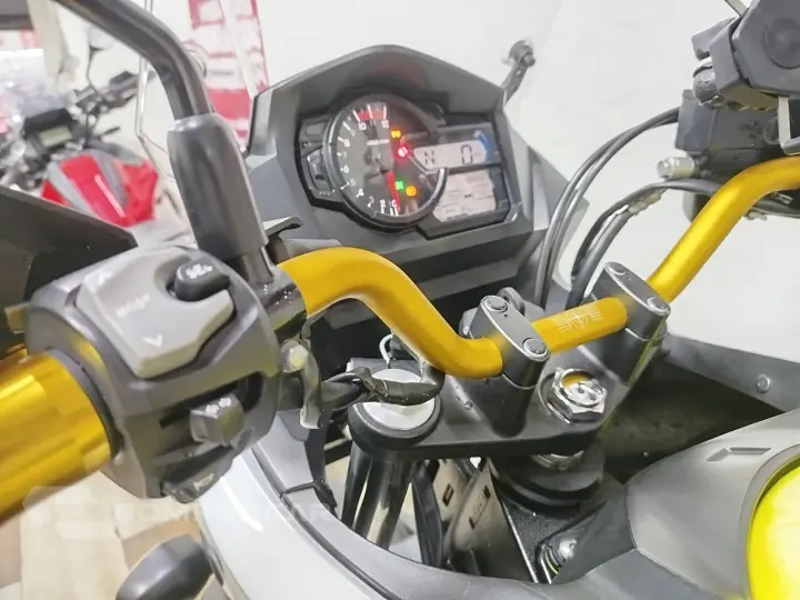 VSTROM 650 XT