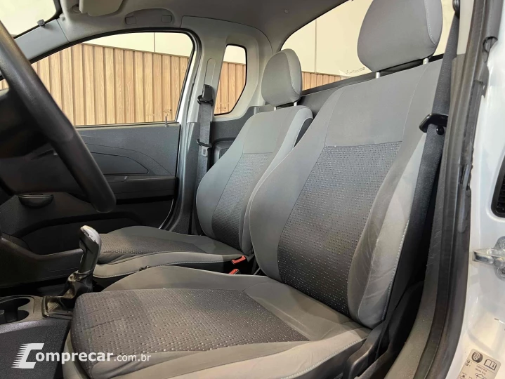 MONTANA 1.4 MPFI LS CS 8V FLEX 2P MANUAL