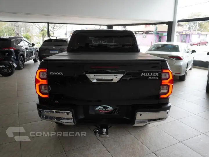 HILUX 2.8 D-4D TURBO DIESEL CD SRX 4X4 AUTOMÁTICO