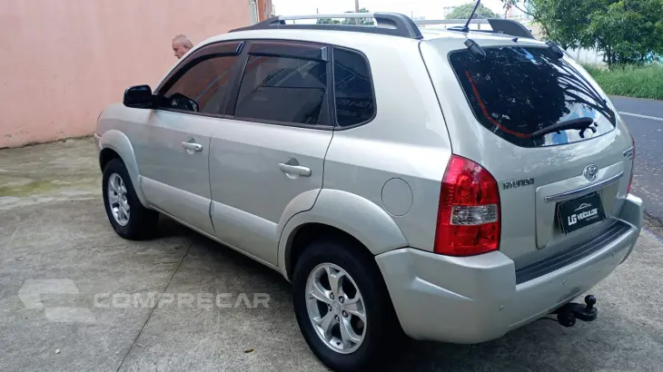 TUCSON 2.0 MPFI GLS 4X2 16V 143cv 2WD