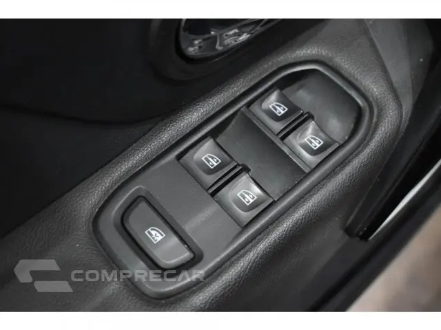 SANDERO - 1.6 16V SCE INTENSE X-TRONIC