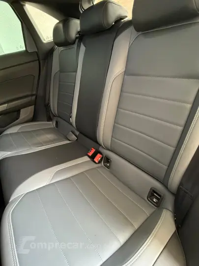 Nivus Highline 1.0 200 TSI Flex Aut.