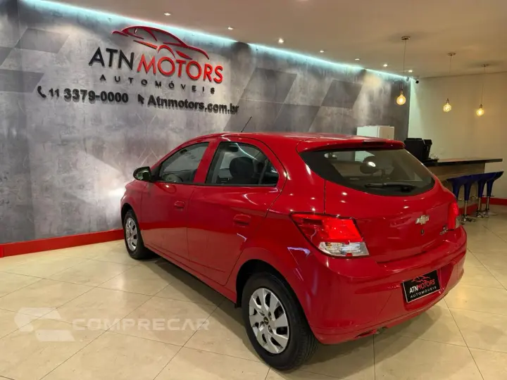 Onix Hatch 1.0 12V 4P FLEX LT