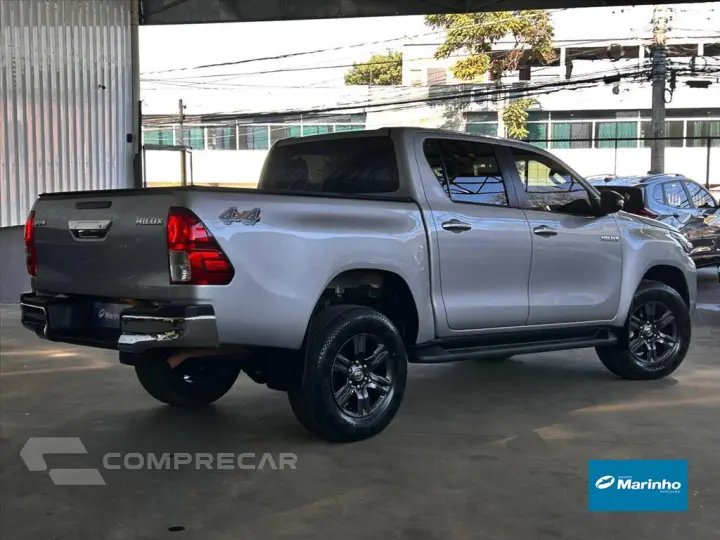 HILUX 2.8 D-4D TURBO DIESEL CD SR 4X4 AUTOMÁTICO