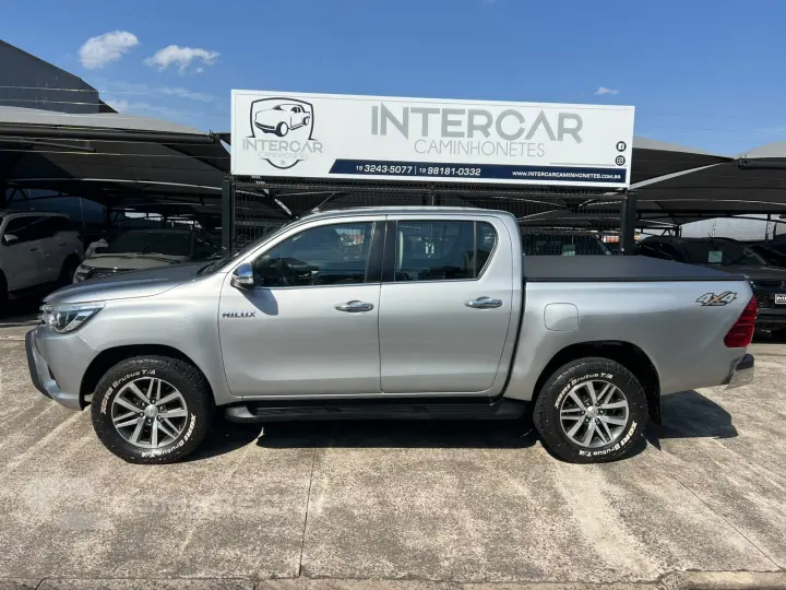 HILUX 2.8 D-4d Turbo CD SRX 4X4