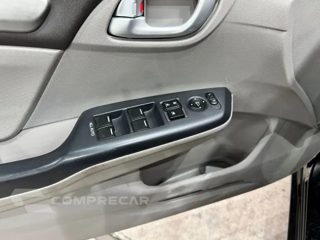 CIVIC - 1.8 EXS 16V 4P AUTOMÁTICO