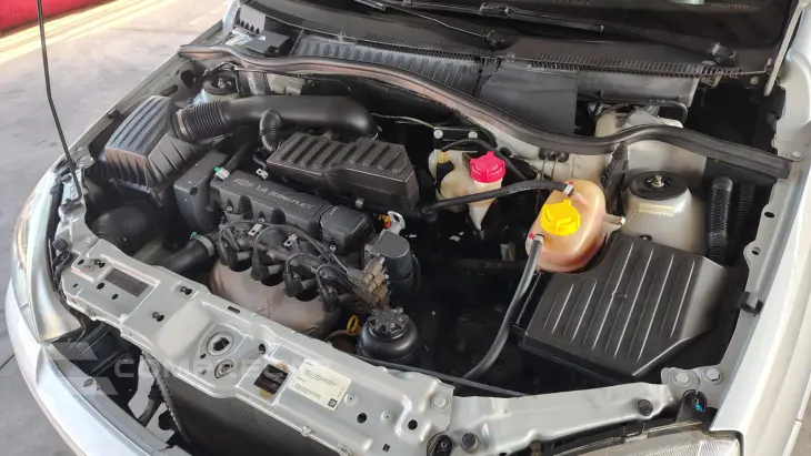 CORSA 1.4 MPFI Premium Sedan 8V