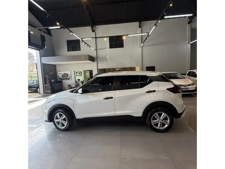 KICKS 1.6 16V FLEXSTART ACTIVE XTRONIC