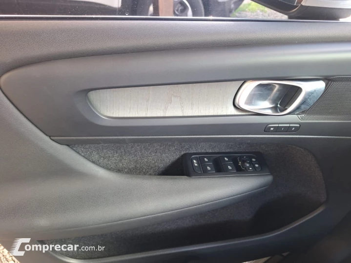 XC40 1.5 T5 Hybrid Inscription Geartronic