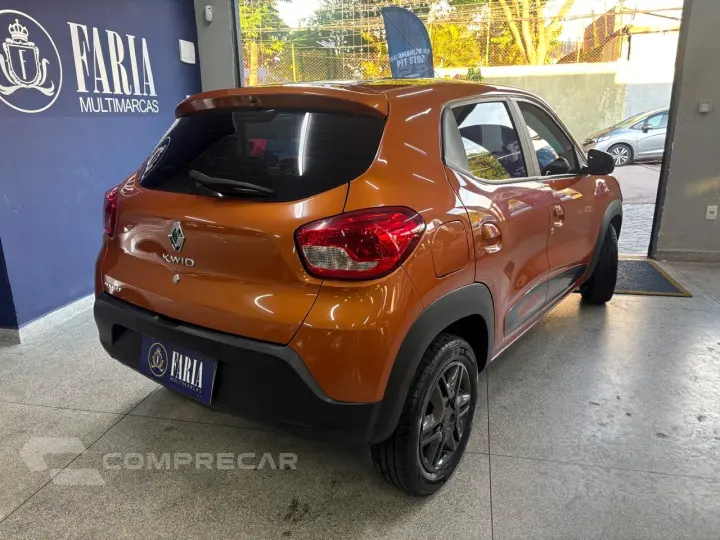 Kwid KWID Intense 1.0 Flex 12V 5p Mec.