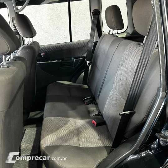 Pajero TR4 2.0 16V 4x4 Aut.