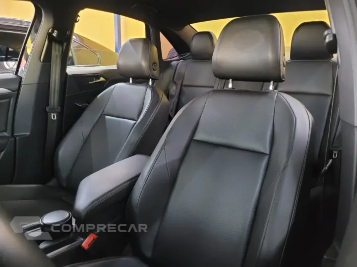 JETTA R-Line 250 TSI 1.4 Flex 16V Aut.