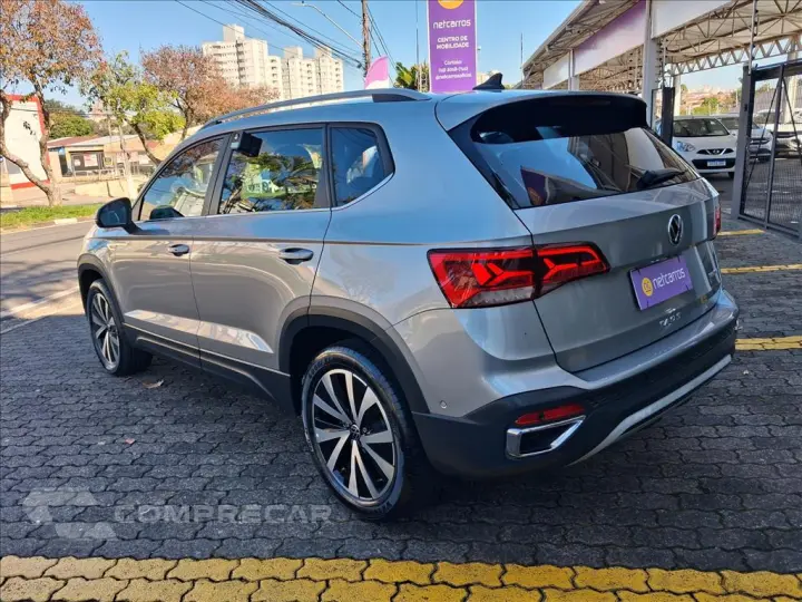 TAOS 1.4 250 TSI TOTAL FLEX HIGHLINE AUTOMÁTICO